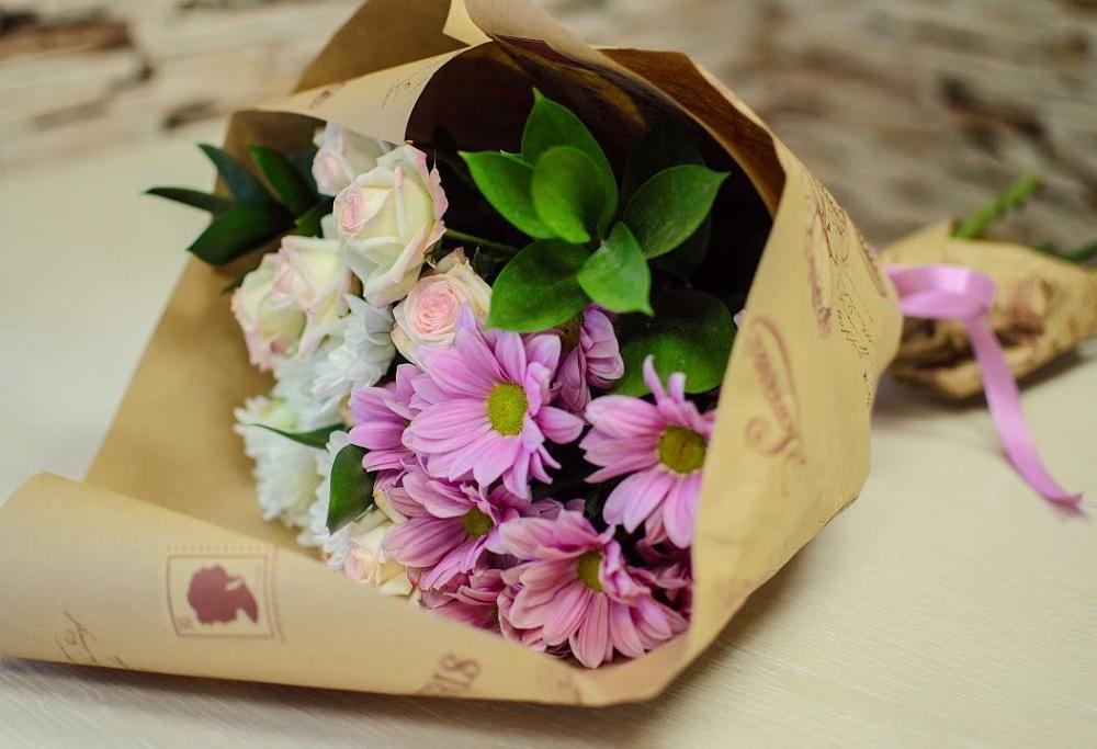 Букет цветов из: Розы и Хризантемы в Чаадаевке