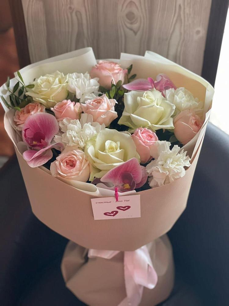 Букет цветов из: Орхидеи, Розы и Гвоздики в Чаадаевке