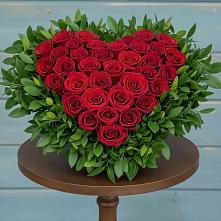 Цветочная композиция из Розы в виде сердца в Чаадаевке