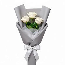 Букет 3 белые розы в Чаадаевке