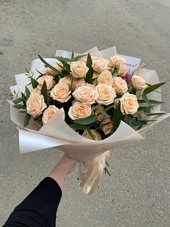 Букет Кремовые розы Латте в Чаадаевке