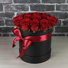 Цветочная композиция из Розы в шляпной коробке в Чаадаевке