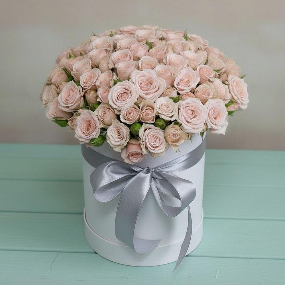 Цветочная композиция из Розы в шляпной коробке в Чаадаевке